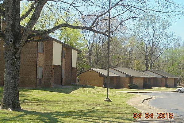 Photo of Highland Circle Apartments